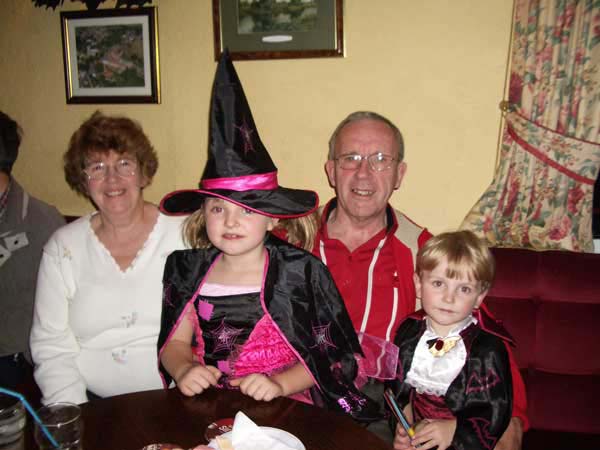 BullHalloween06-10