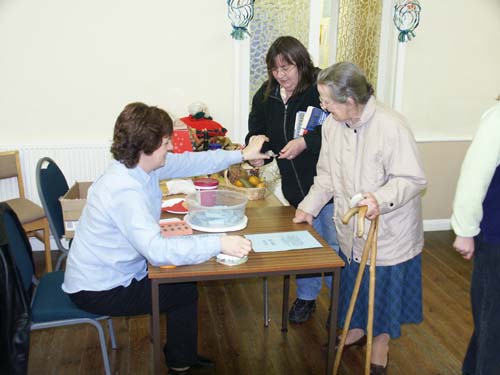 HallXmasFair04-01