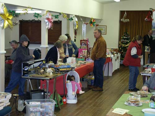 HallXmasFair04-05