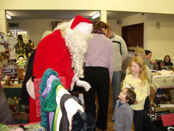 HallXmasFair05-07