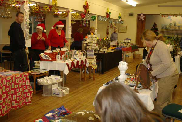 HallXmasFair07-01