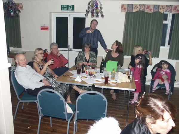 HoundogsNewYear0607-w07