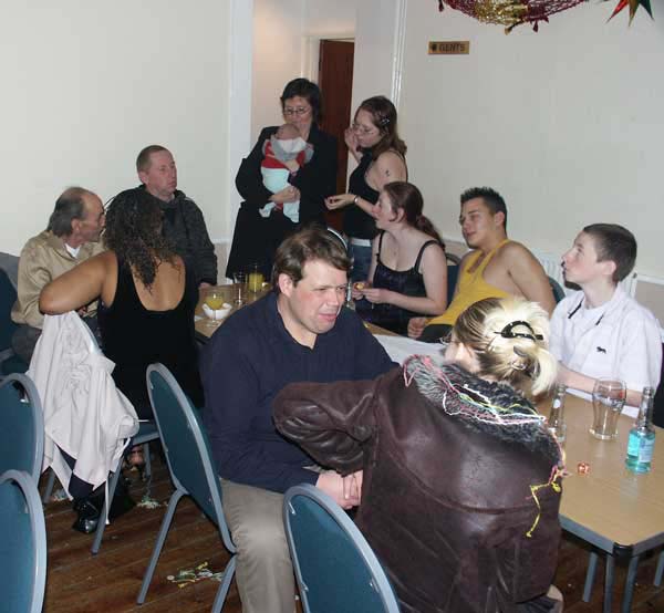 HoundogsNewYear0607-w08