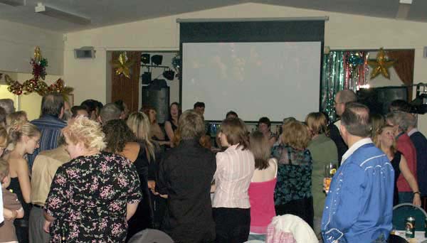 HoundogsNewYear0607-w18