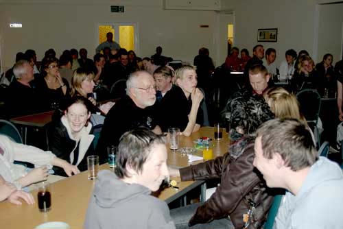 LIVESMar06-05