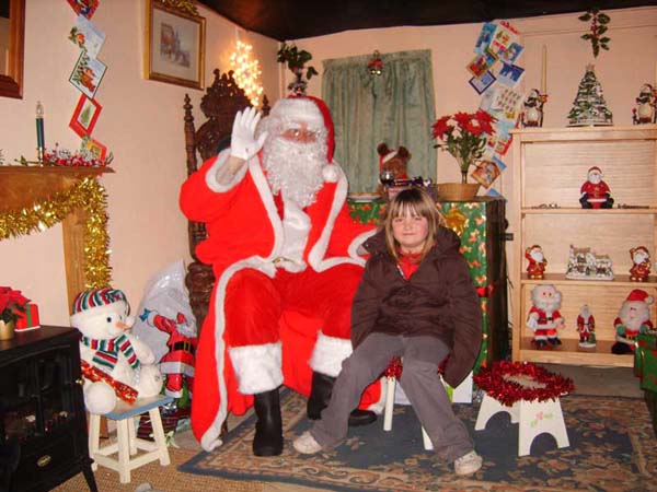 SantaHogRoast2006-22