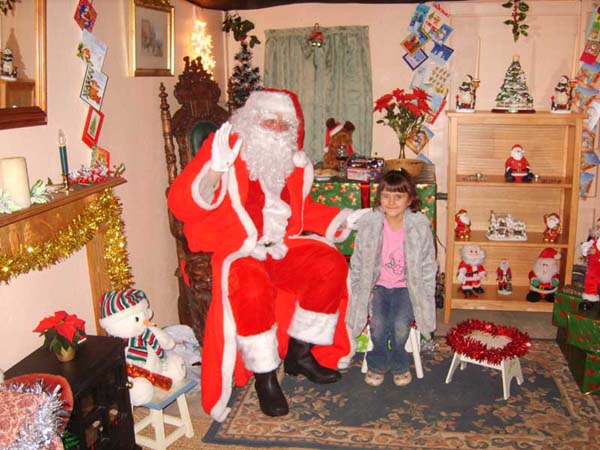 SantaHogRoast2006-41